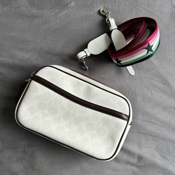 Coach Limited Edition Marvel bag for sale - Picture 2 of 4